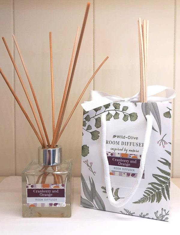 Wild olive cranberry and orange diffuser