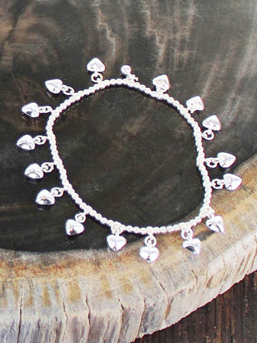 SP338 ELASTICATED HEART CHARM BRACELET [SILVER PLATE]