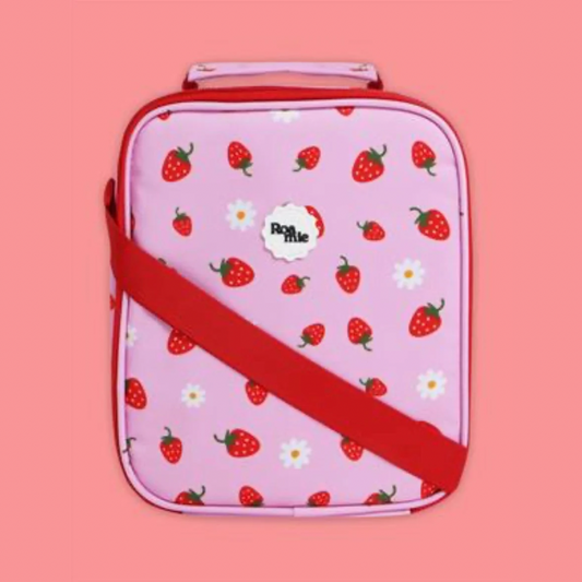 Roamie Lunchbox in Strawberry
