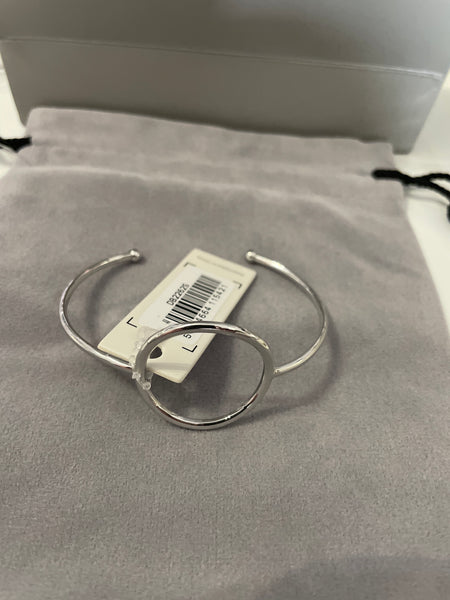 Silver circle bracelet