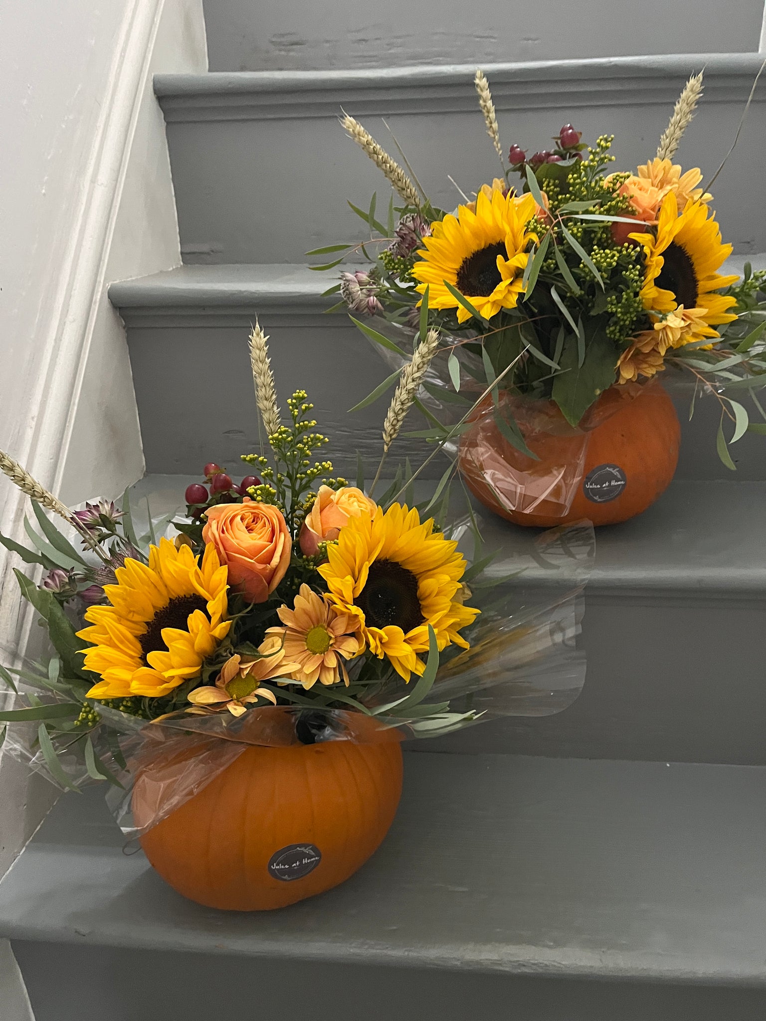 Pumpkin and fresh flower decoration!!! Price is for 1