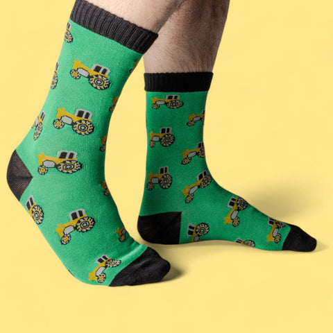 Harvest Style: Mens Green Tractor Bamboo Socks BM161