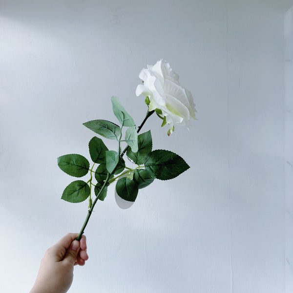 Artificial White Roses