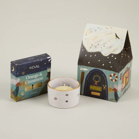 Orange & Cinnamon Christmas Cottage